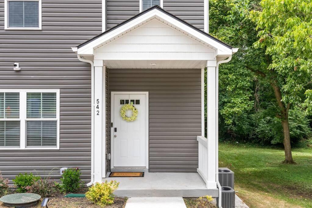 One-Of-A-Kind Smart, Cookie Themed Home For Up To 6 Clarksville Exterior foto